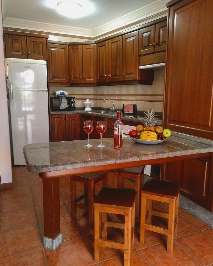 Apartamentos Isora Frontera Luaran gambar